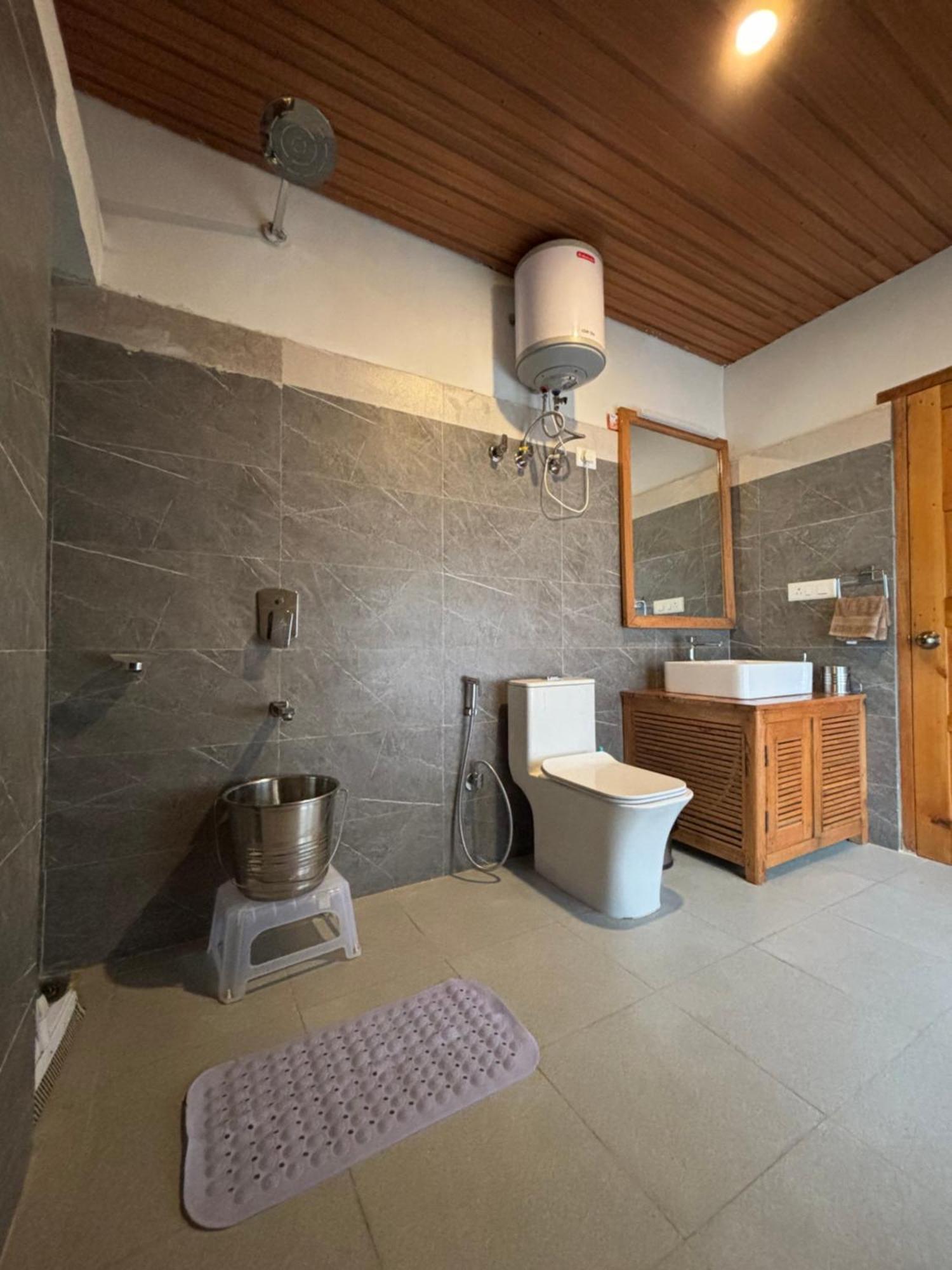 Toshim Homestay Sāngla Dış mekan fotoğraf