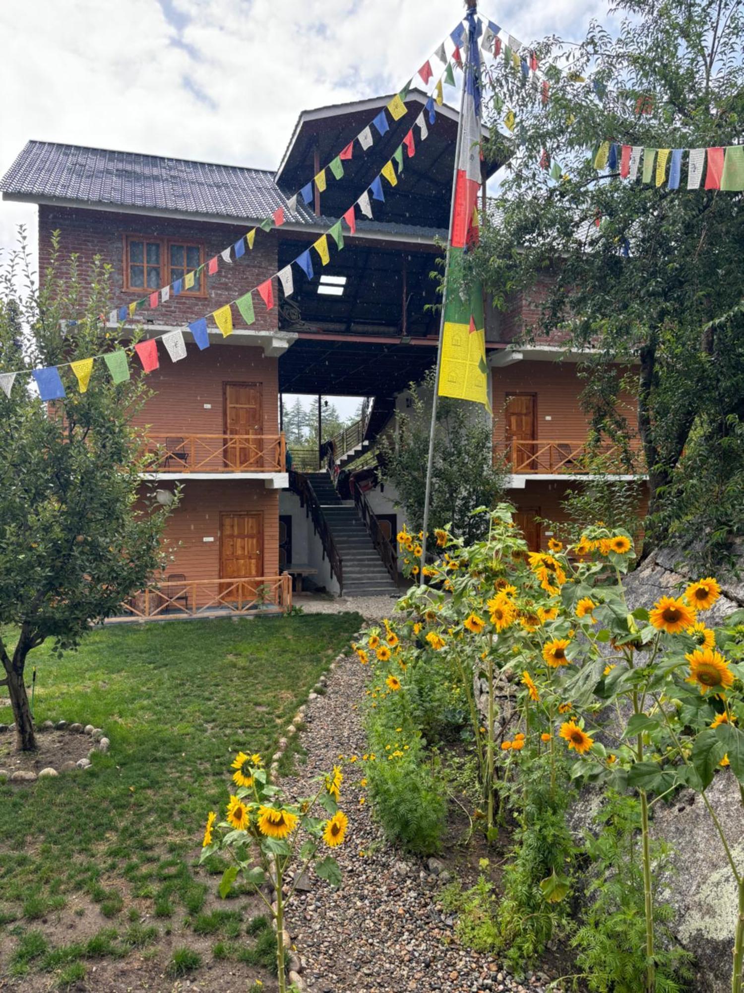 Toshim Homestay Sāngla Dış mekan fotoğraf
